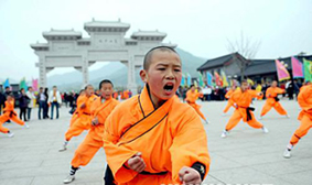 Kampfkunst-Vorführung im Shaolin Kloster